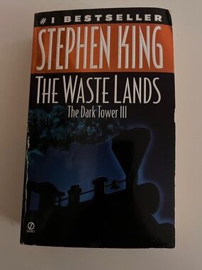 Stephen King book The Dark Tower III ‘The Waste Lands’
